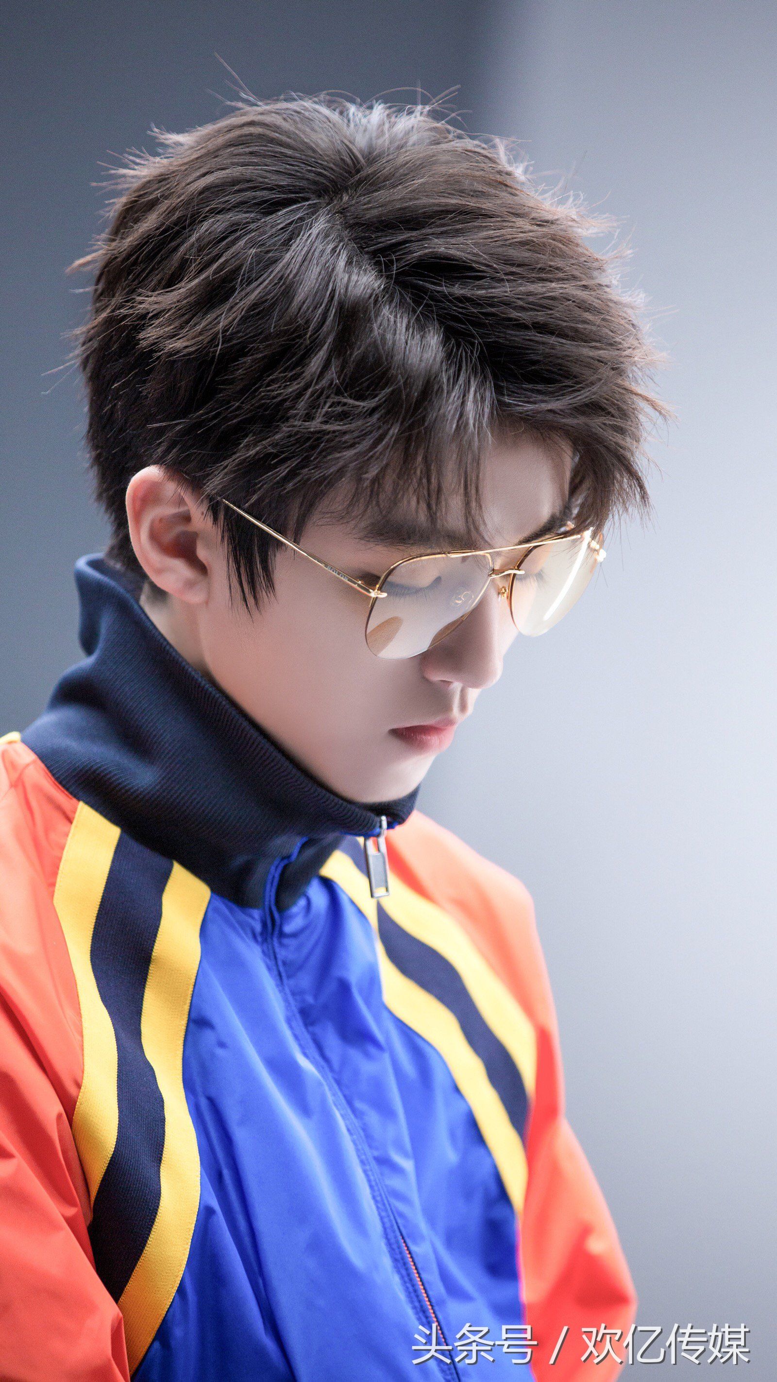TFBOYS王俊凯 王俊凯图片 王俊凯高清手机壁