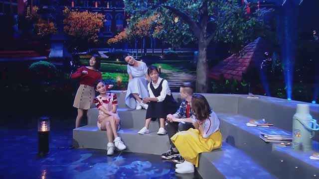 徐静蕾《恋恋风尘》秒变怀旧校园风