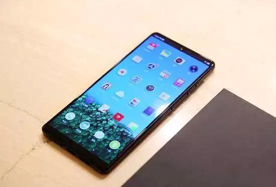 小米8全新机型将发布,媲美苹果X, 伤害的却是华