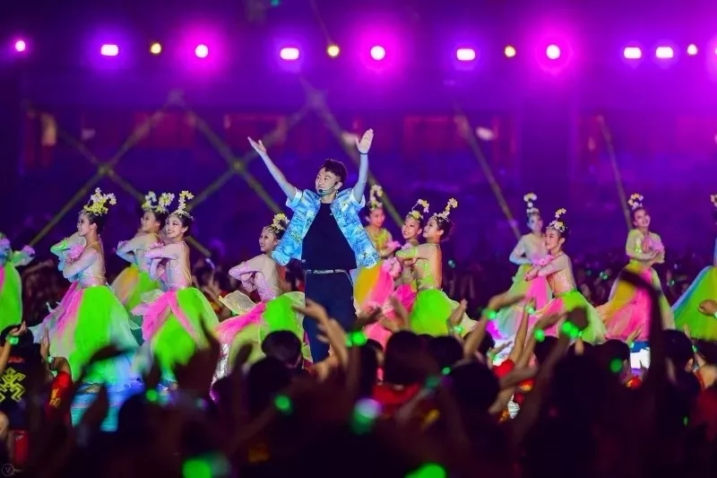 五源河体育场掀起红盖头:具备承办一级赛事能