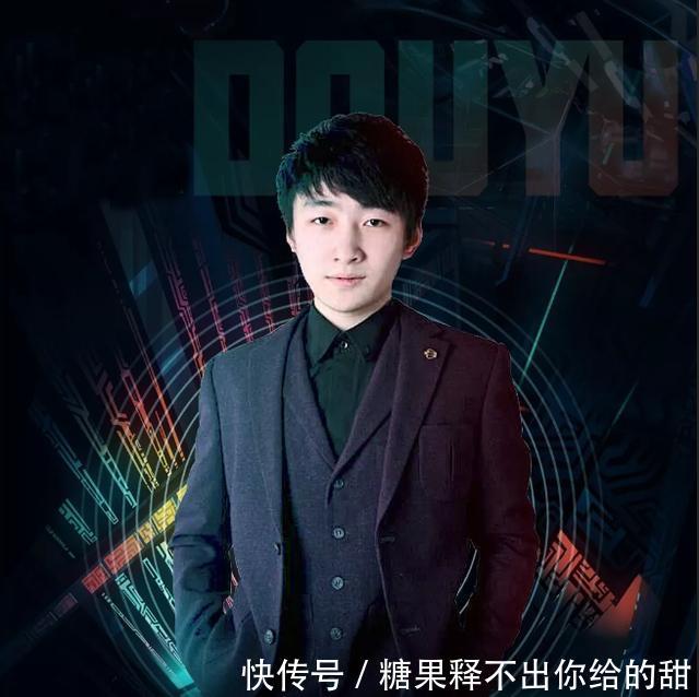 国服第一锐雯争夺将在斗鱼展开,黑白瑞文这次