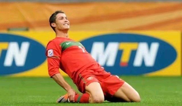 C罗:连进3球,1打11,我能不蹲监狱了吗?