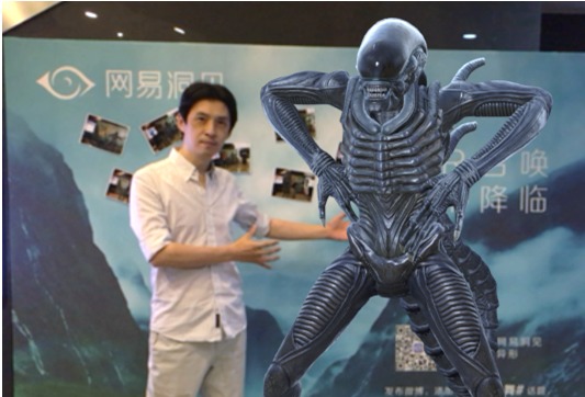 网易洞见召唤AR异形,反差萌怪物成影视宣发新