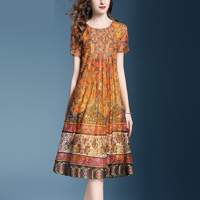 五一去香港旅游,别穿的土里土气,建议你这样穿