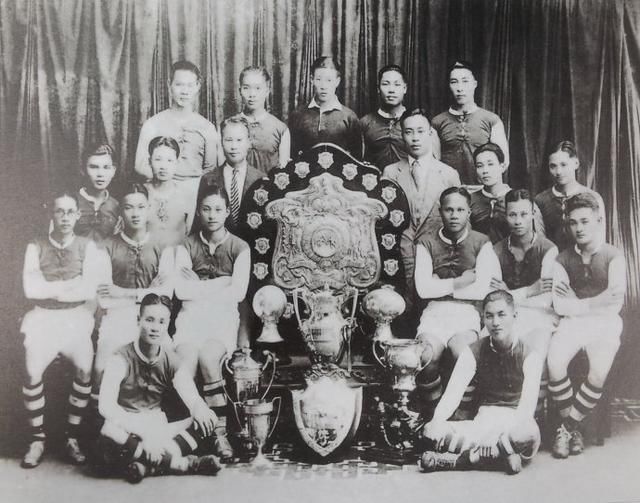 九十年前他率领中国足球国家队横扫亚洲,自筹