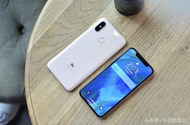 来了!小米8和iPhone X 真机实拍对比,网友说:毫