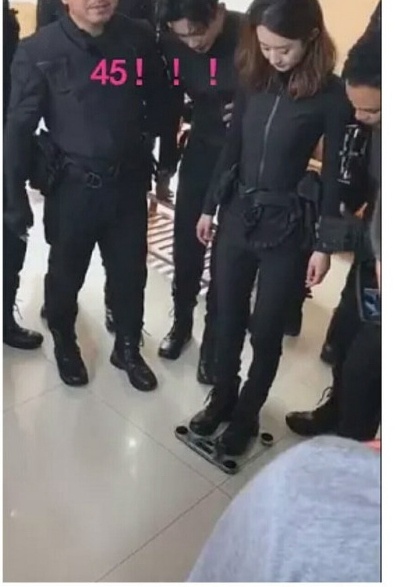 林允自曝又复胖4斤 范冰冰倪妮angelababy 揭