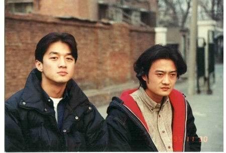 李亚鹏当倒爷、陈建斌玩摇滚,揭秘中戏新疆明星班的青葱往事 李亚鹏当倒爷、陈建斌玩摇滚,揭秘中戏新疆明星班的青葱往事