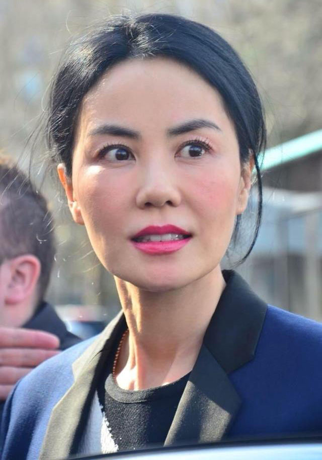 兴奋!王菲48岁产子最近露面"甜蜜美满"-第2张图片-南瑞博客