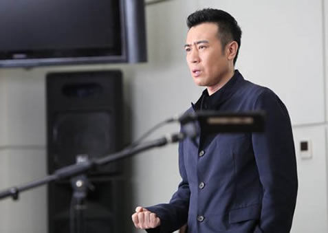 于和伟老婆和女儿近照曝光:于和伟家庭背景简