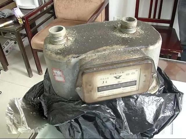 家中总有煤气味 维修人员表示有偷气行为 邯郸