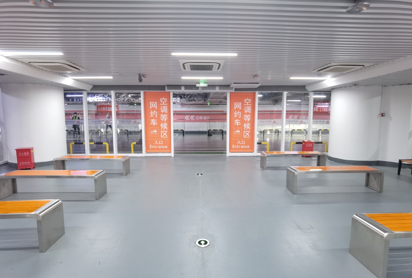 北京南站开辟网约车空调等候区域_北京时间