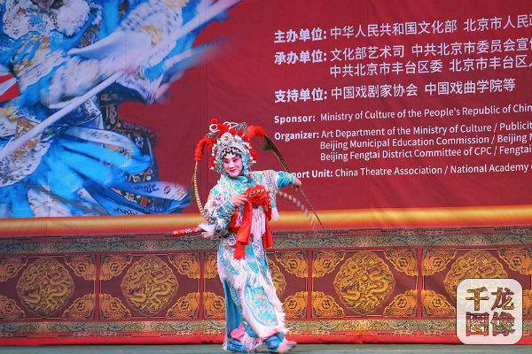 戏曲传承:让阳春白雪和下里巴人各得其乐 戏曲传承:让阳春白雪和下里巴人各得其乐