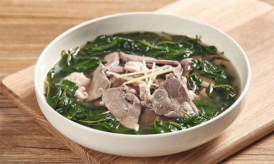 坐月子能吃猪肝汤吗 猪肝汤吃了有什么坏处吗 坐月子能吃猪肝汤吗 猪肝汤吃了有什么坏处吗