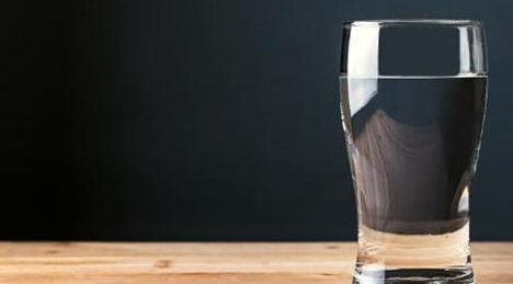 多喝水伤肾还是养肾?喝错对健康伤害这么大,为