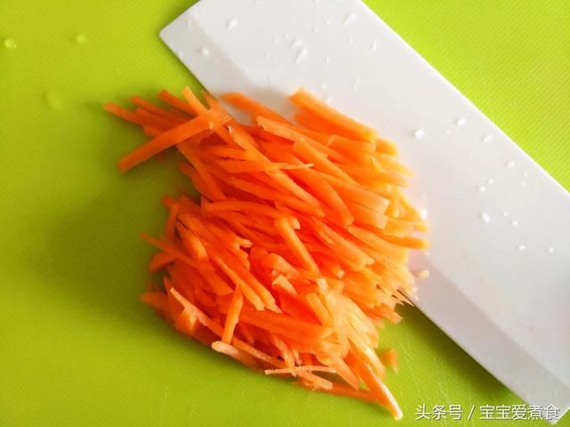 夏天就要吃这样开胃又补钙的快手辅食,挑食娃