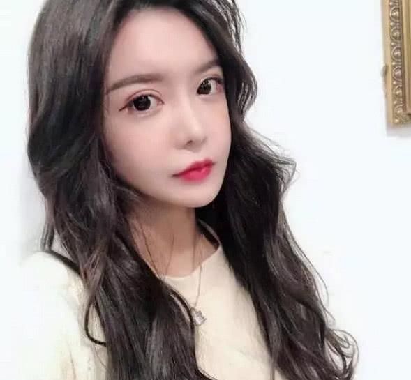 韩安冉大爆猫妹妹黑料,不仅整容还是小三上位