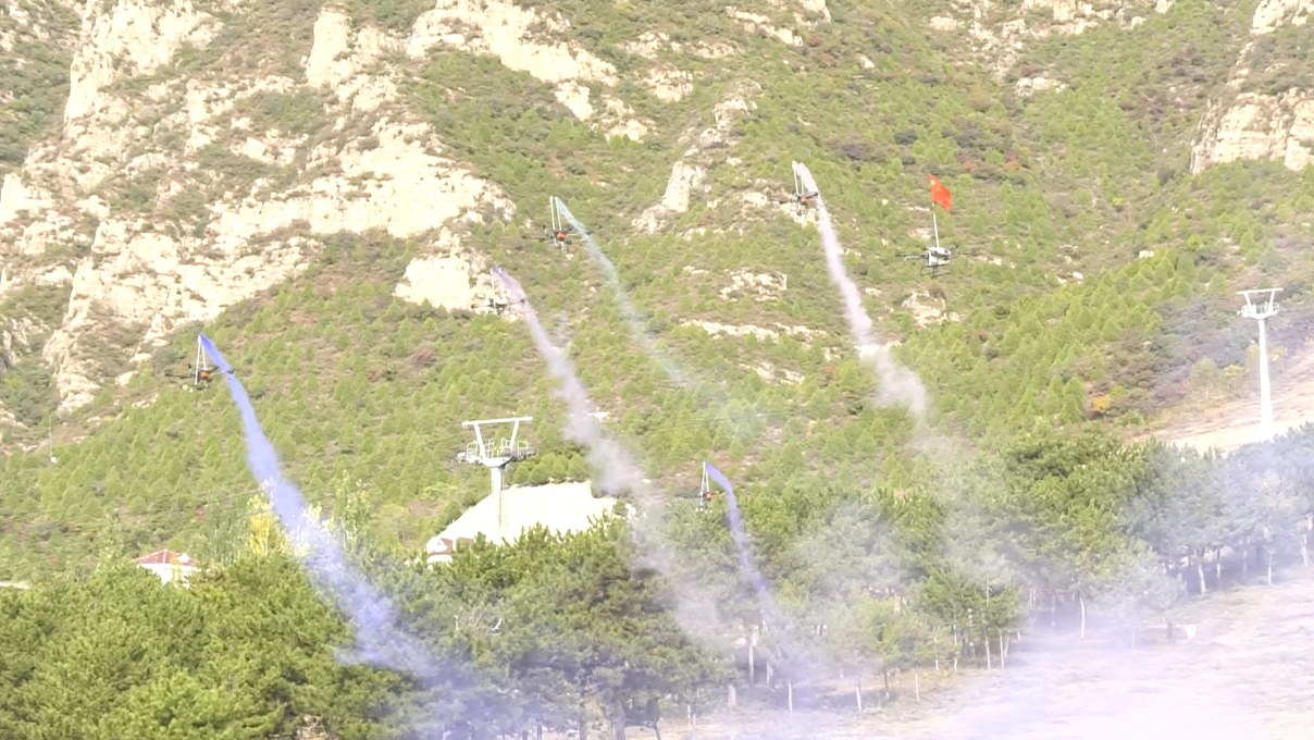 服务冬奥会！北京延庆上演无人机搜救“神技”