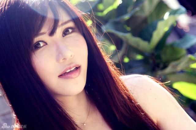 曾经年少时的女神冲田杏梨宣布要结婚了