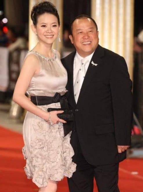 刘欢女儿,潘长江女儿,曾志伟女儿,网友:谁美谁丑