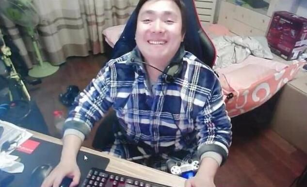 他是熊猫直播最大的土豪 比王思聪先满级送男