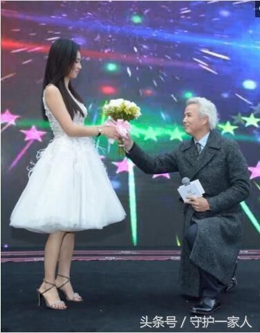 比起林心如,她才是酒窝女星,做9次试管婴儿成