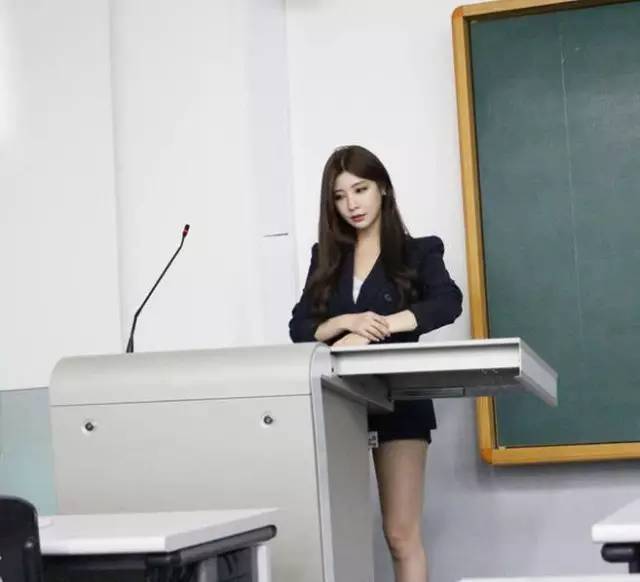 决不旷课!韩国美女主播朴贤书性感写真曝光 决不旷课!韩国美女主播朴贤书性感写真曝光