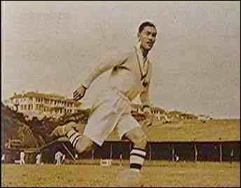 九十年前他率领中国足球国家队横扫亚洲,自筹