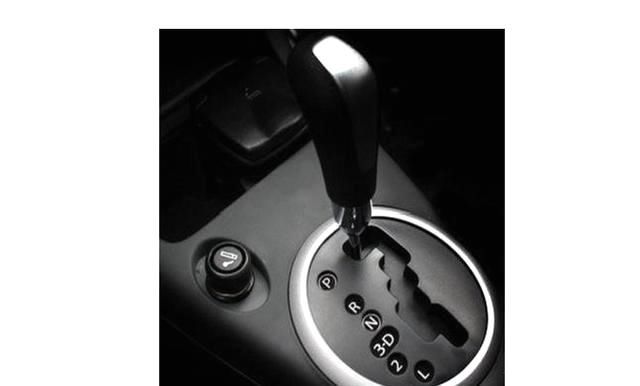 驾照到手后,自动档汽车如何正确起步、停车