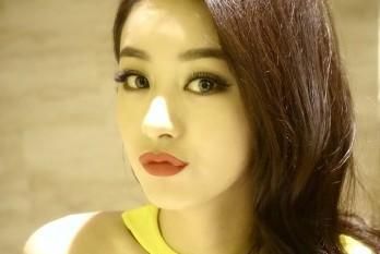 为什么赵丽颖这么红?赵丽颖化妆最浓的一次,网