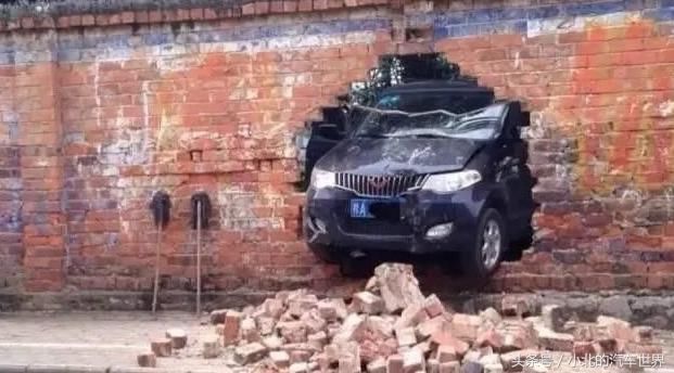 为啥都叫五菱宏光神车?当你真正了解之后,神