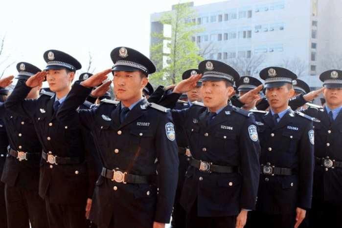 公安部直属的七所大学, 其中两所是专科, 毕业一
