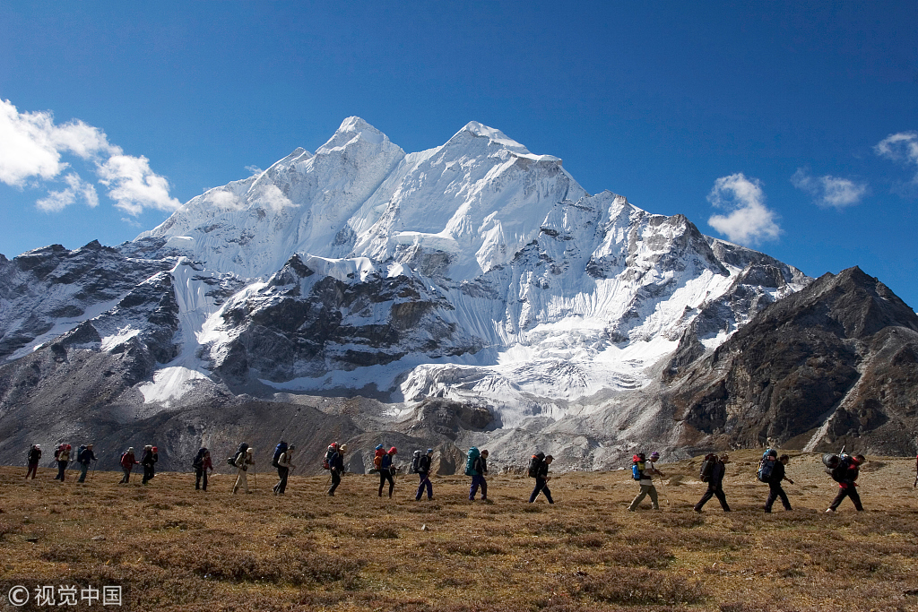 美媒:为从尼泊尔吸引游客 中国不再坚持珠峰8844米
