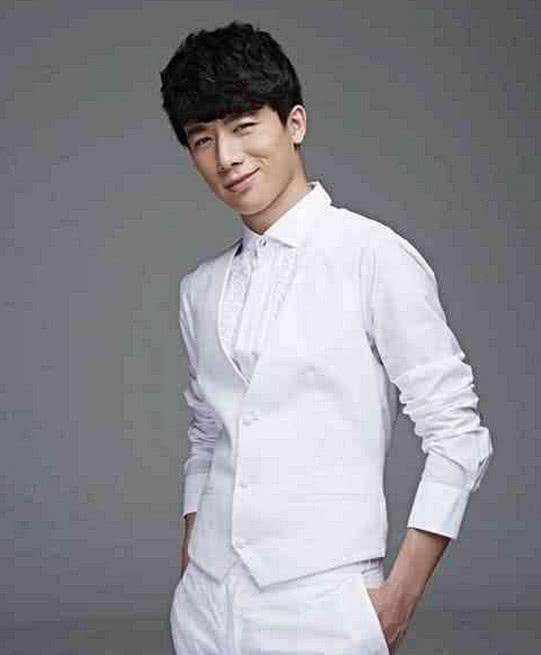 韩安冉大爆猫妹妹黑料,不仅整容还是小三上位