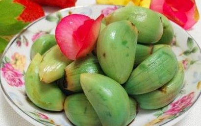 醋泡大蒜有很多养生效果,但不是所有人都能吃