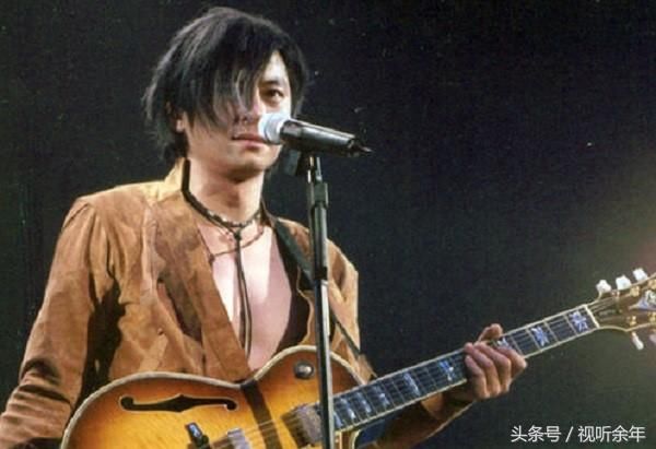 王杰为纪念初恋女友写下《安妮》,极度伤感唱