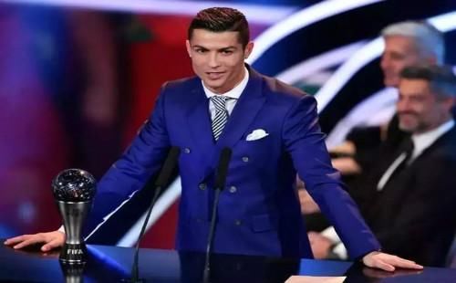 贝克汉姆评价梅西和c罗:最穷的童年,最富的妈妈