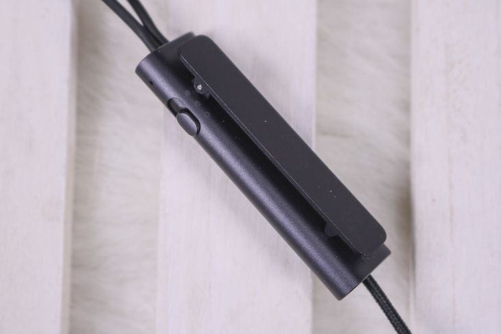 两档降噪强度轻松切换 299元小米降噪耳机体验