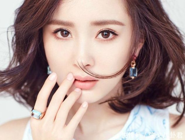 又一艺人解约,杨幂用10部戏喂出一只白眼狼,解