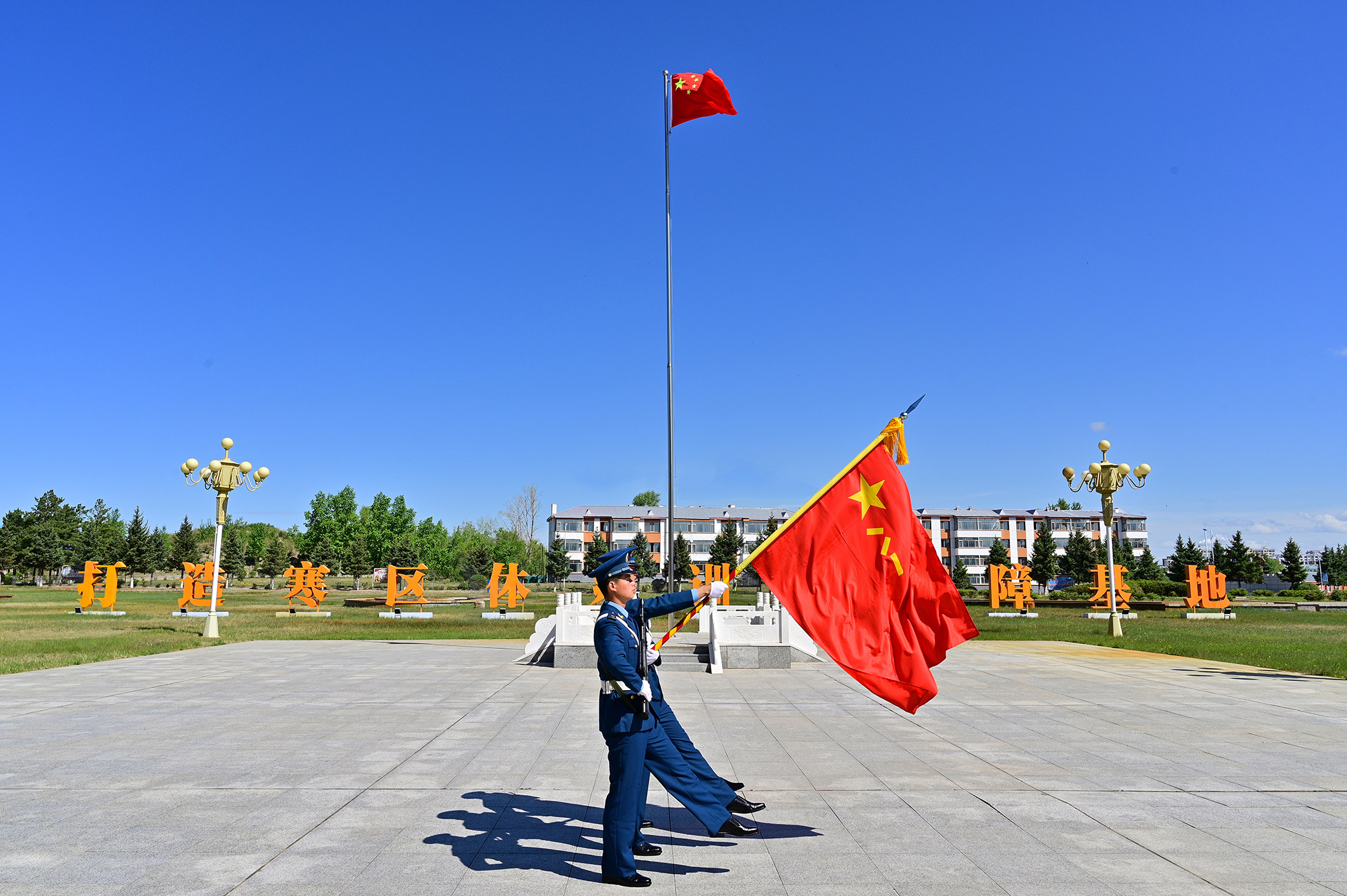 很燃!庄严宣誓仪式激发练兵备战热情_北京时间