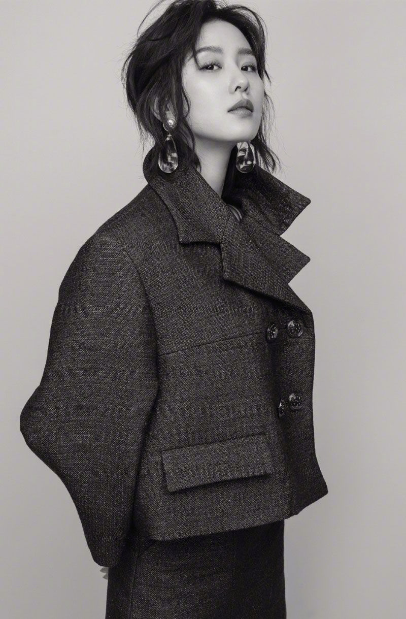 精致女神,优雅贵气,刘诗诗气质杂志大片写真