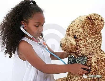 美国签证申请被使馆审核:保持电话畅通很重要