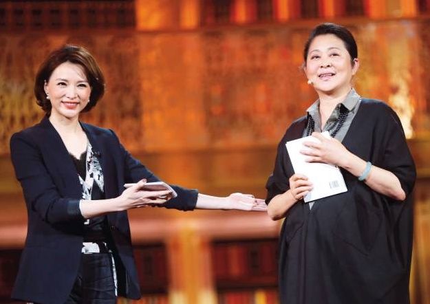 朱军和董卿选择同时退出央视春晚,2对组合让人