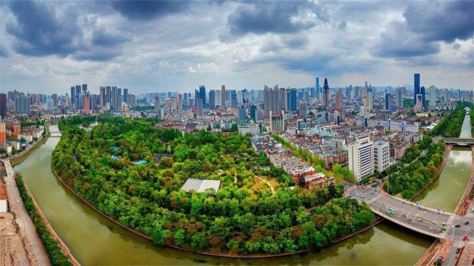 我国两个相隔最近的省会城市,距离仅150千米,