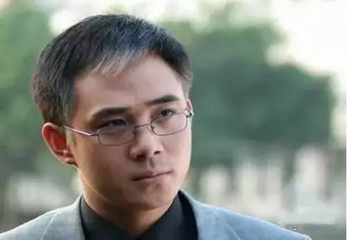 原来是这里出了毛病 让你的白发黑回去