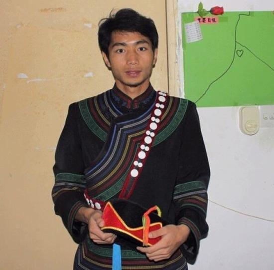 26岁大学生村官因公去世 曾在扶贫期间连续加班