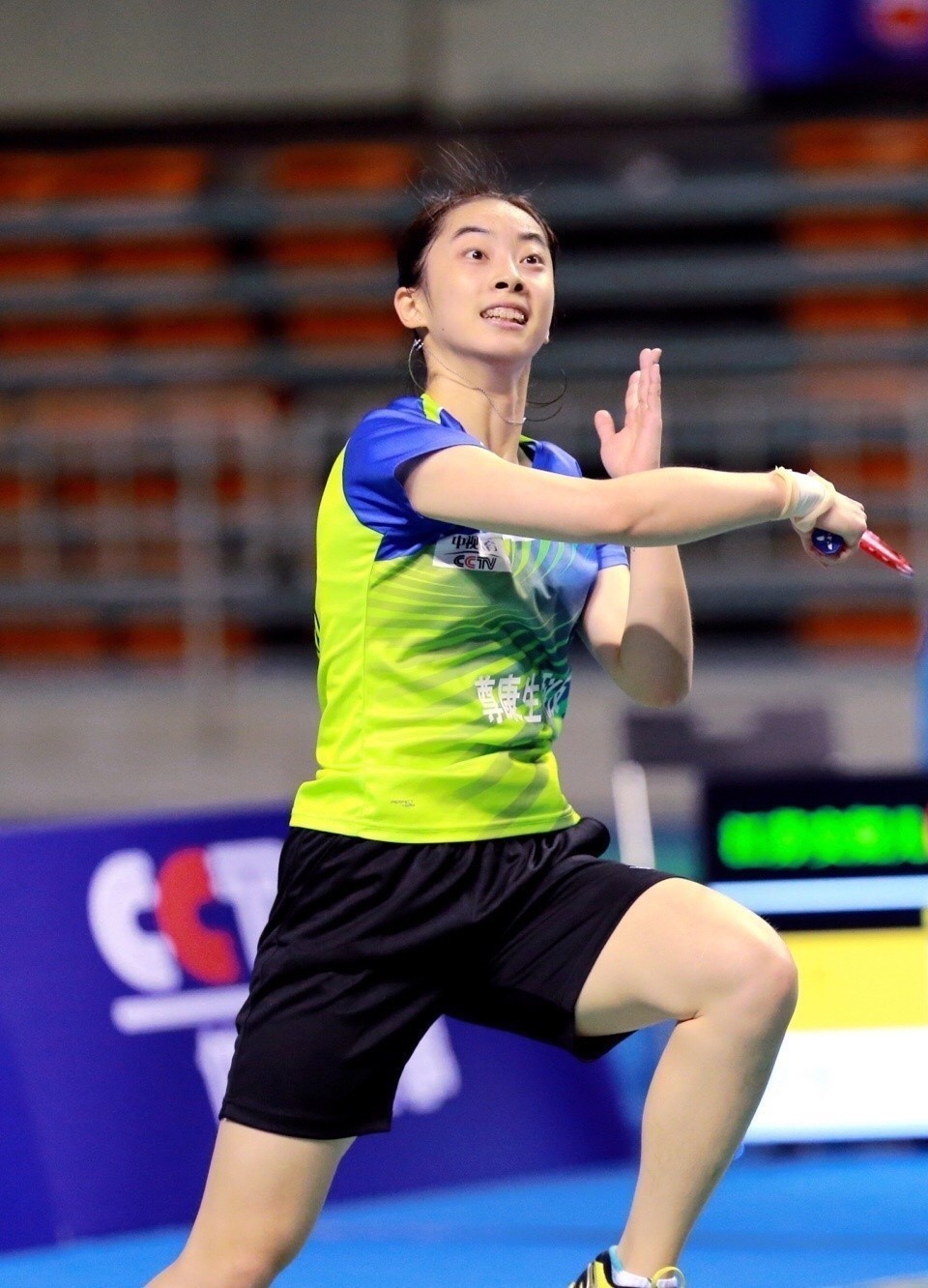 太迷人!国羽第一美女矫正牙齿 被赞神似张曼玉