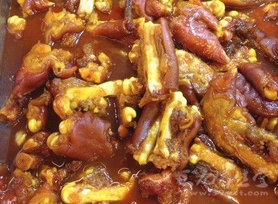 男人手脚冷什么原因 男人手脚冰冷吃什么好(2