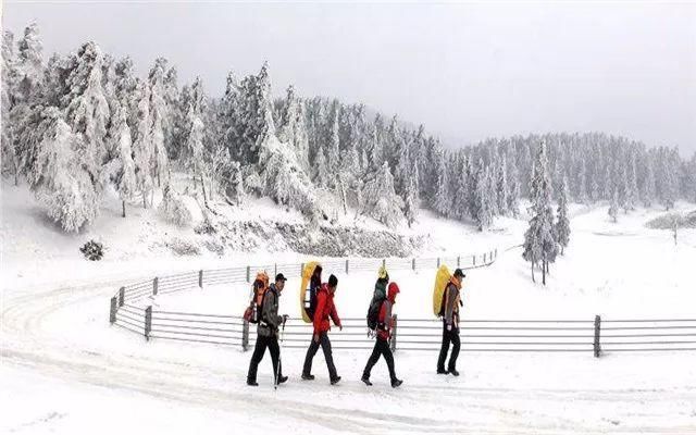 2018年重庆春节旅游:璧山金剑山温泉最火,武隆