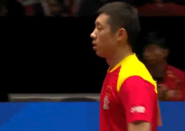 又来神仙球!许昕横扫中国女婿,对手起立为他鼓